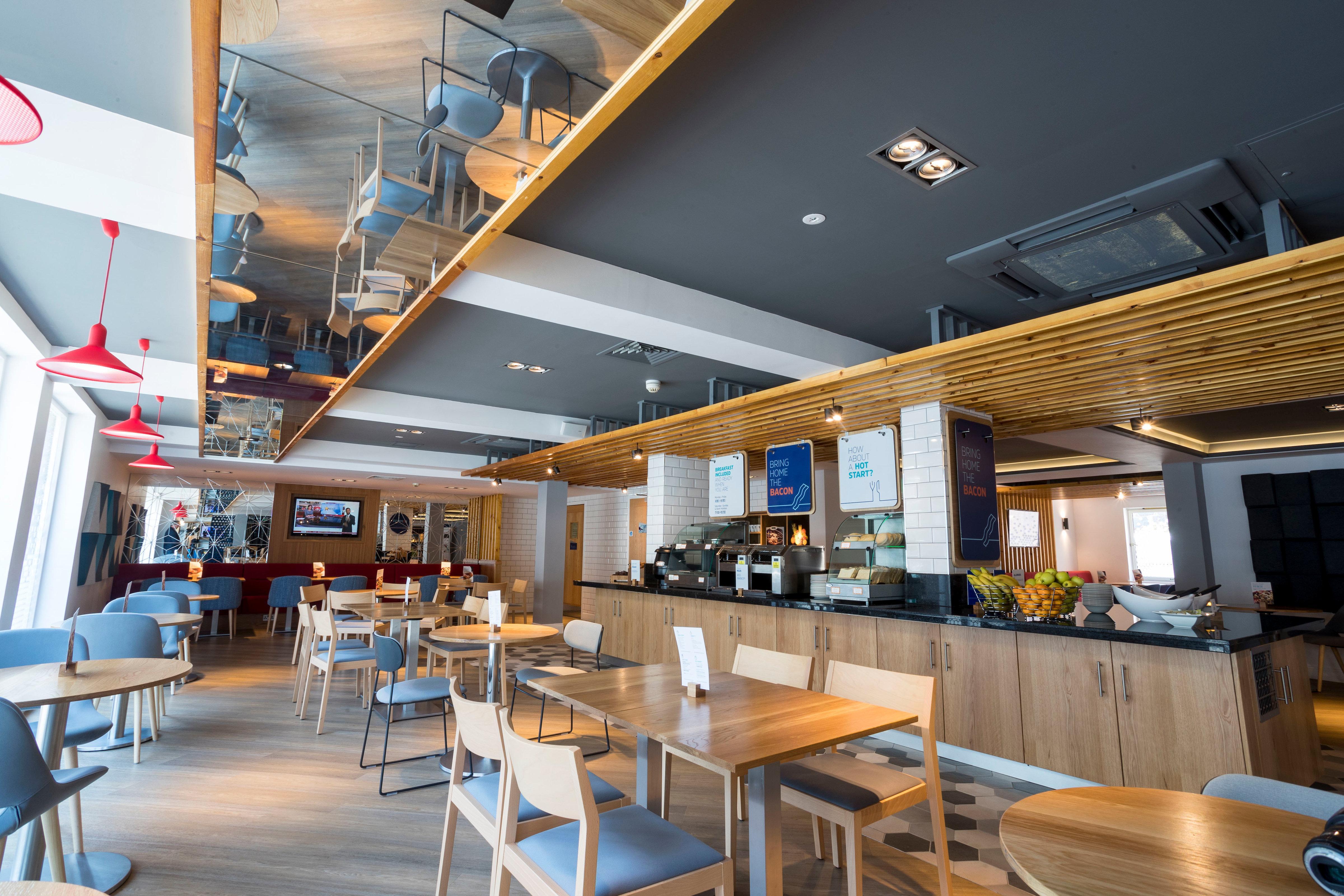 Holiday Inn Express Aberdeen City Centre By Ihg Esterno foto