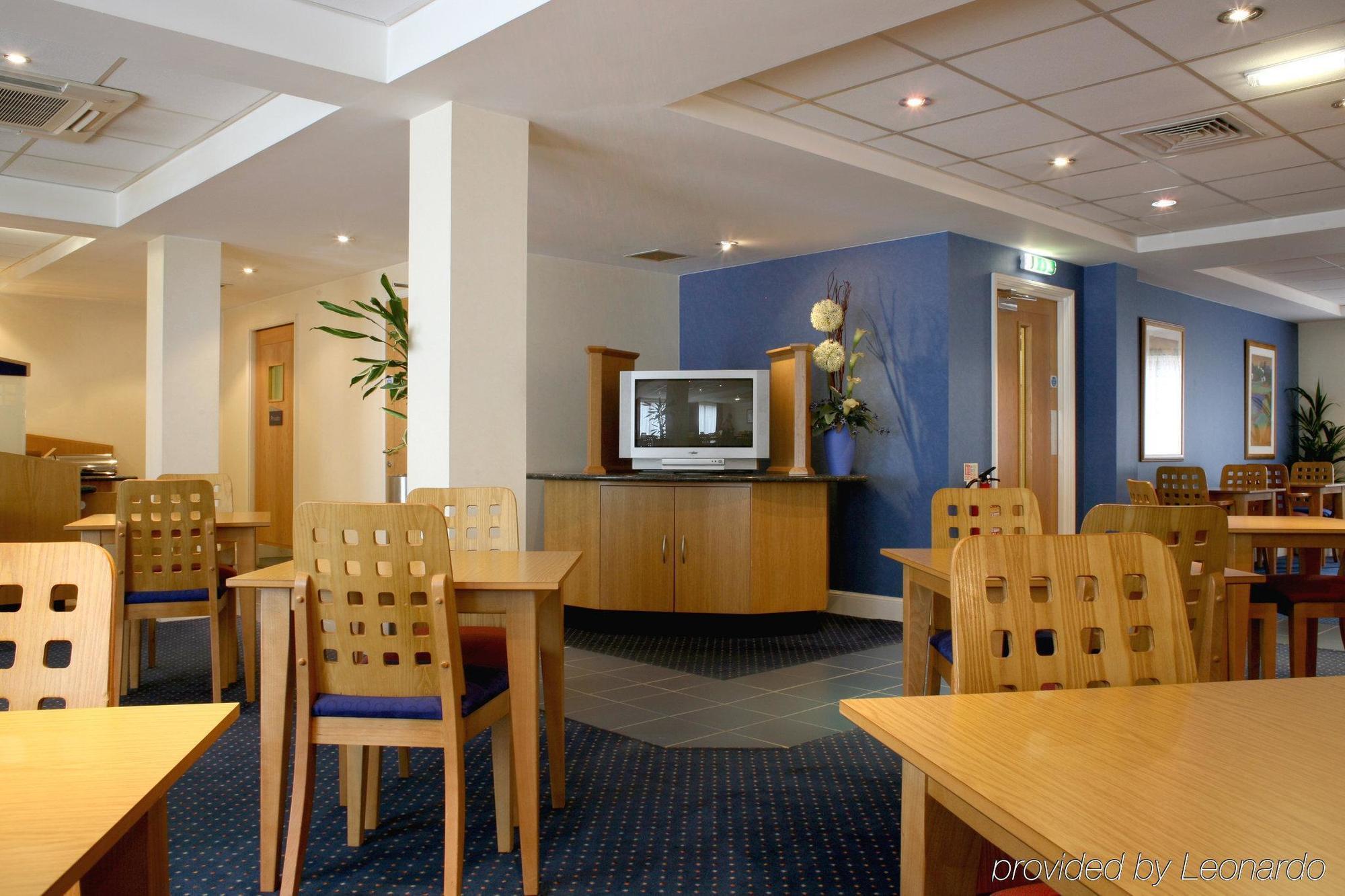 Holiday Inn Express Aberdeen City Centre By Ihg Ristorante foto